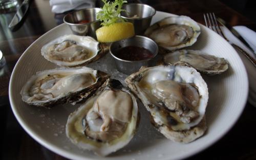  Oysters on the Half Shell, half dozen or dozen (Tuesdays Only)